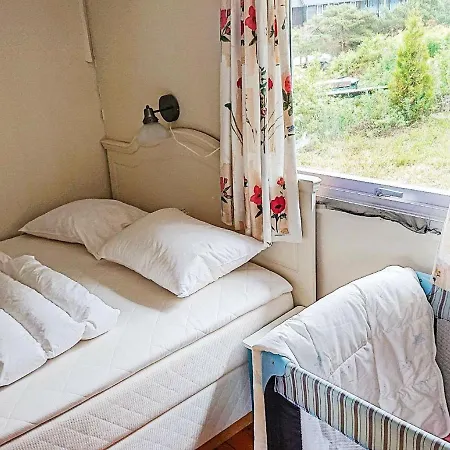 Ferienhaus Holiday Os *